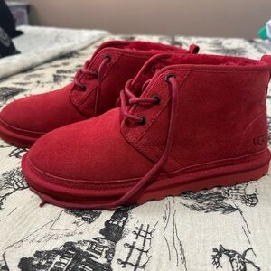 NEW UGG NEUMEL WOMENS SIZE 8